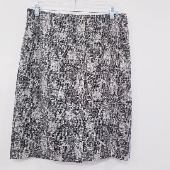 MM. Lafleur New York Pencil Skirts - Picture 1 of 11